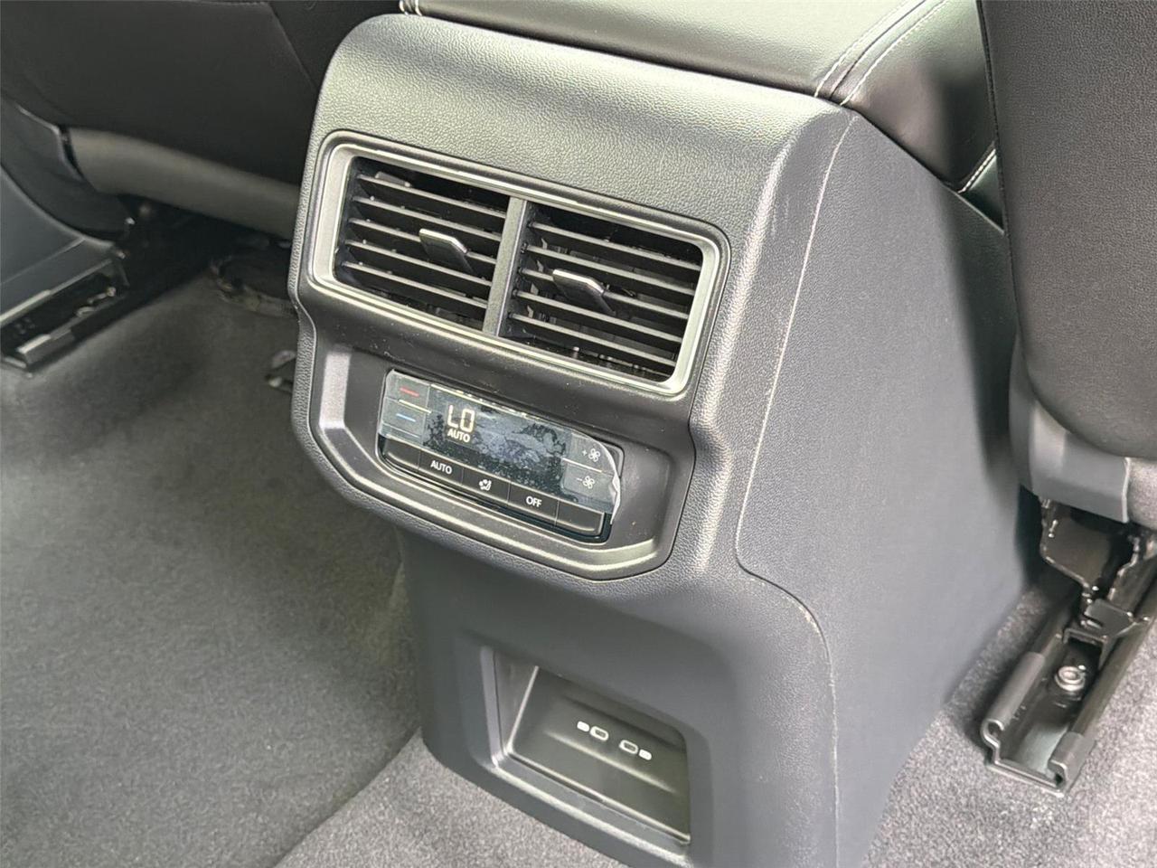 2026 Volkswagen Atlas 2.0T SE Hagerstown MD