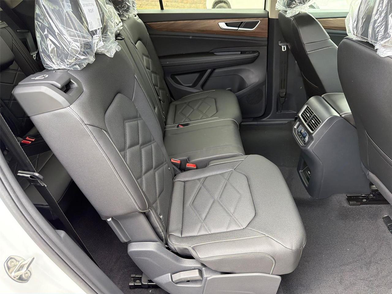 2026 Volkswagen Atlas 2.0T SE Hagerstown MD