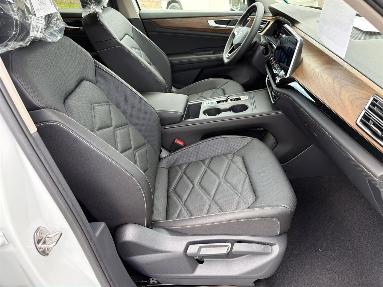 2026 Volkswagen Atlas 2.0T SE Hagerstown MD