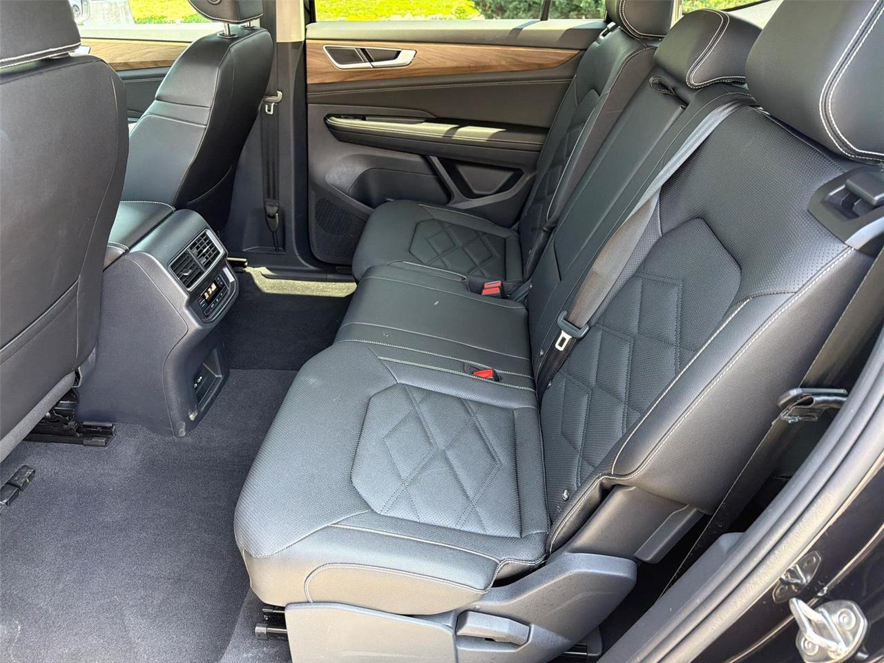 2026 Volkswagen Atlas 2.0T SE Hagerstown MD