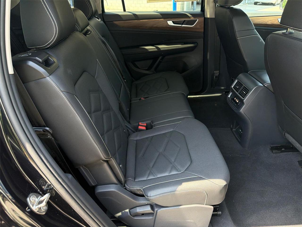 2026 Volkswagen Atlas 2.0T SE Hagerstown MD