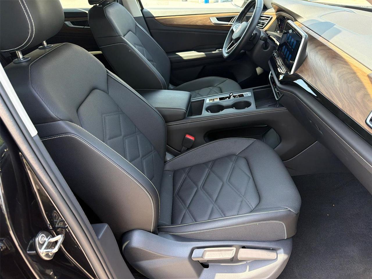2026 Volkswagen Atlas 2.0T SE Hagerstown MD
