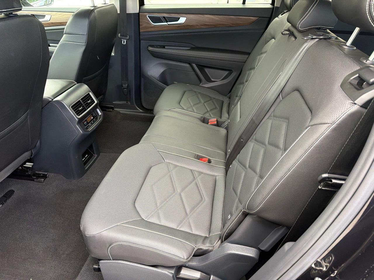 2026 Volkswagen Atlas 2.0T SE Hagerstown MD