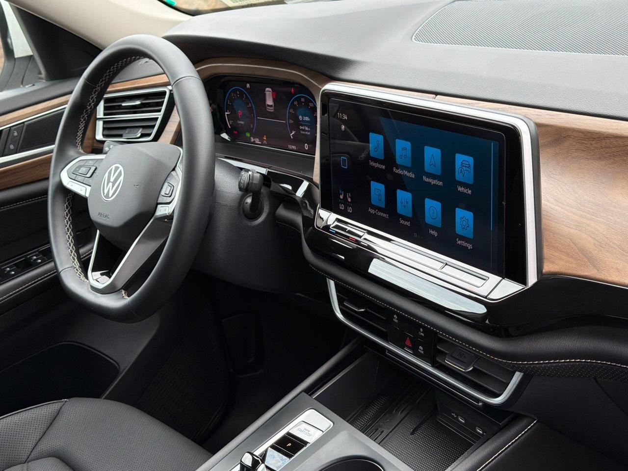 2026 Volkswagen Atlas 2.0T SE Hagerstown MD