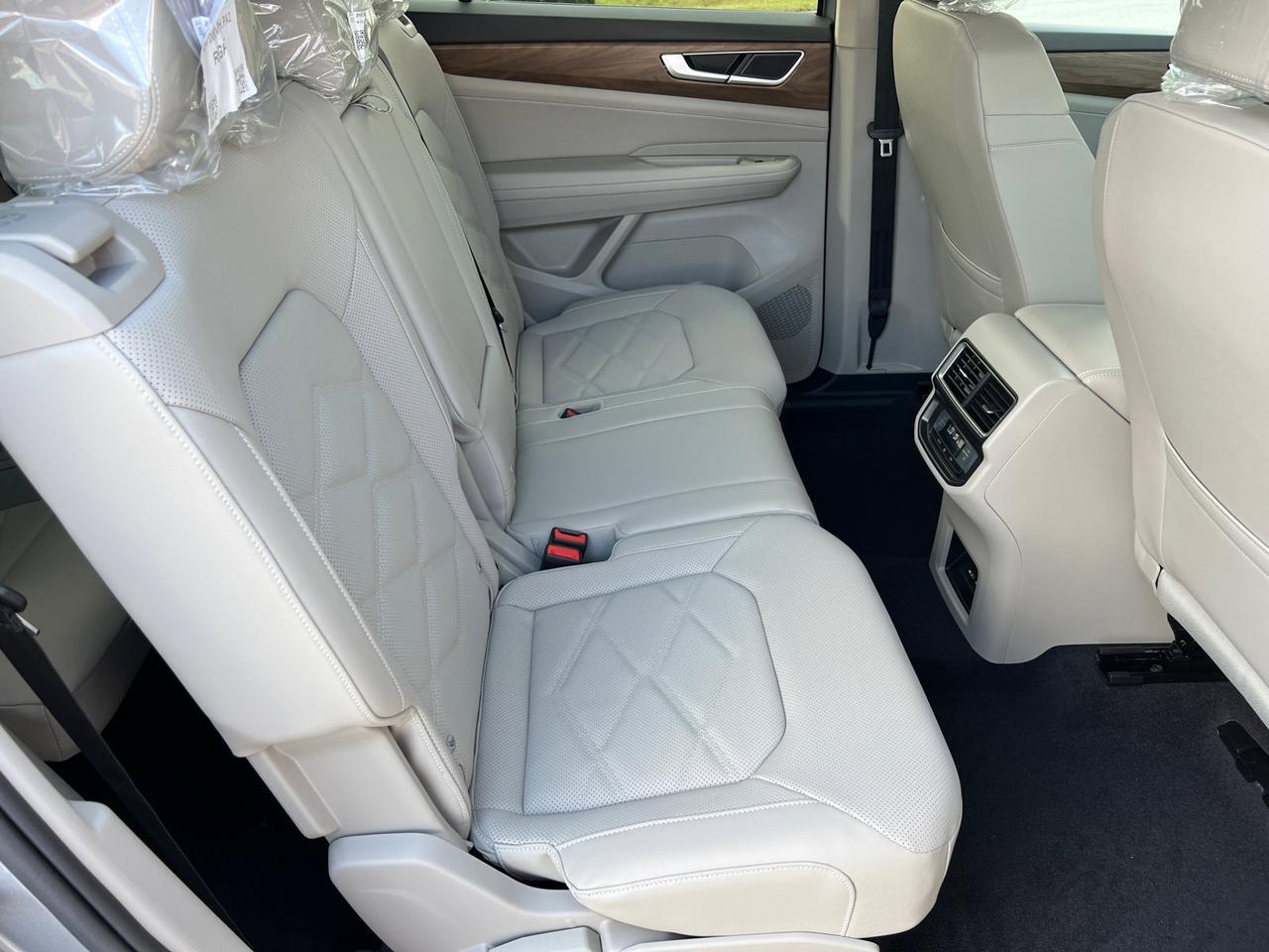 2026 Volkswagen Atlas 2.0T SE Hagerstown MD