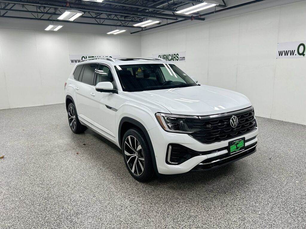 2026 Volkswagen Atlas 2.0T SEL Premium R-Line Oshkosh WI