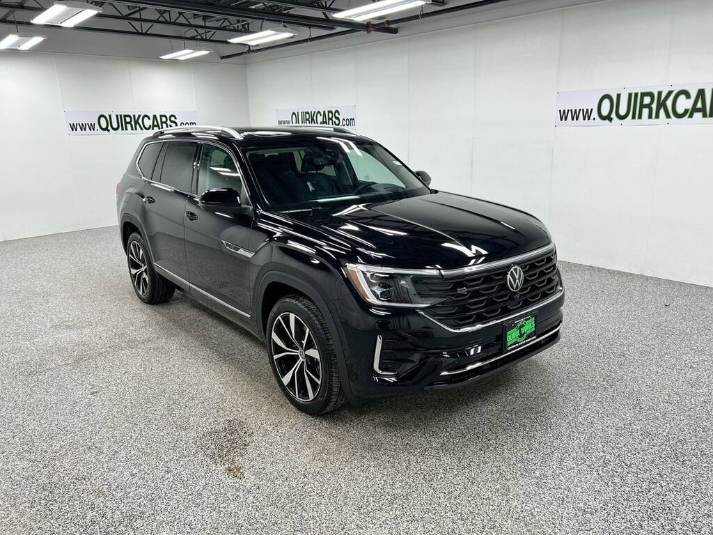 2026 Volkswagen Atlas 2.0T SEL Premium R-Line Oshkosh WI