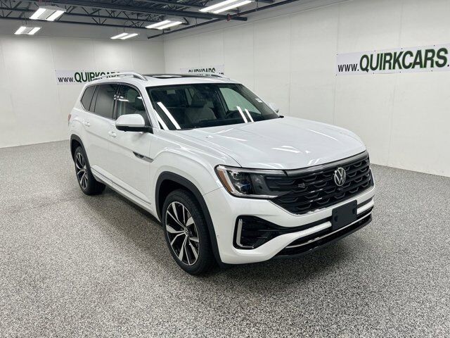 2026 Volkswagen Atlas 2.0T SEL Premium R-Line Oshkosh WI