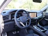 2026 Volkswagen Atlas 2.0T SEL Premium R-Line Oshkosh WI