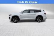 2026 Volkswagen Atlas 2.0T SEL Premium R-Line Oshkosh WI