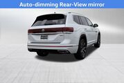 2026 Volkswagen Atlas 2.0T SEL Premium R-Line Oshkosh WI