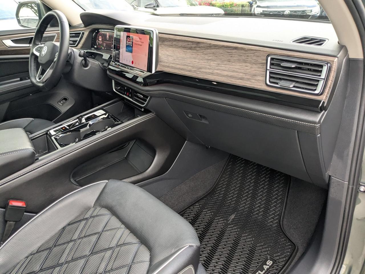 2026 Volkswagen Atlas 2.0T SEL Premium R-Line San Antonio TX