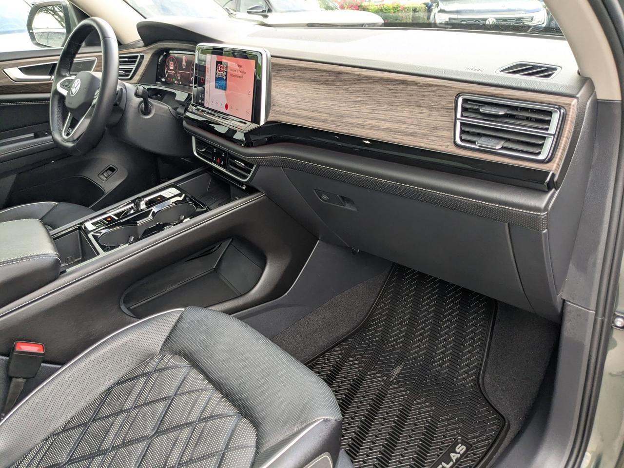 2026 Volkswagen Atlas 2.0T SEL Premium R-Line San Antonio TX