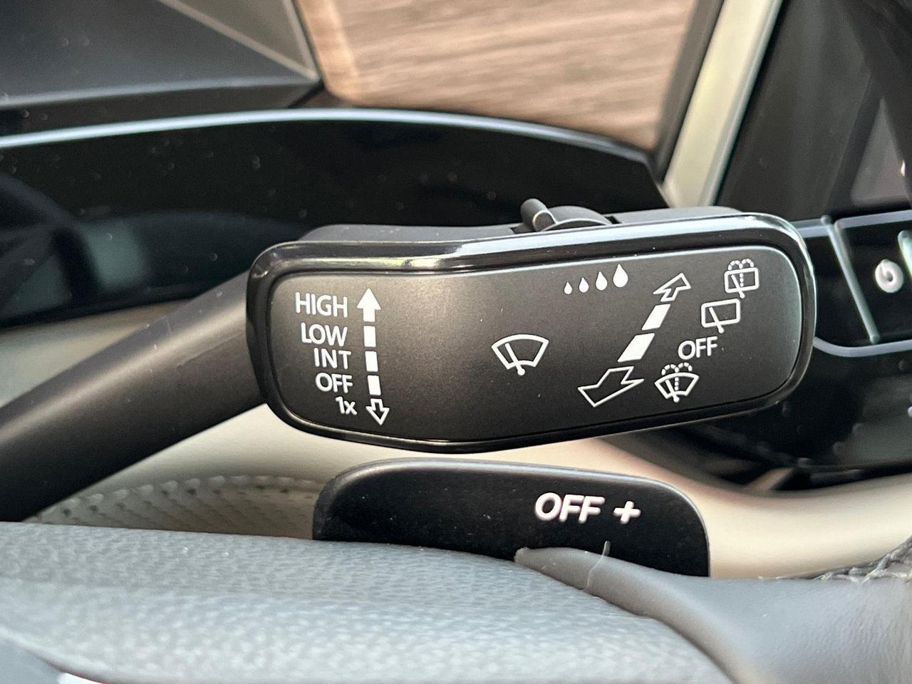 2026 Volkswagen Atlas 2.0T SEL Premium R-Line Hagerstown MD