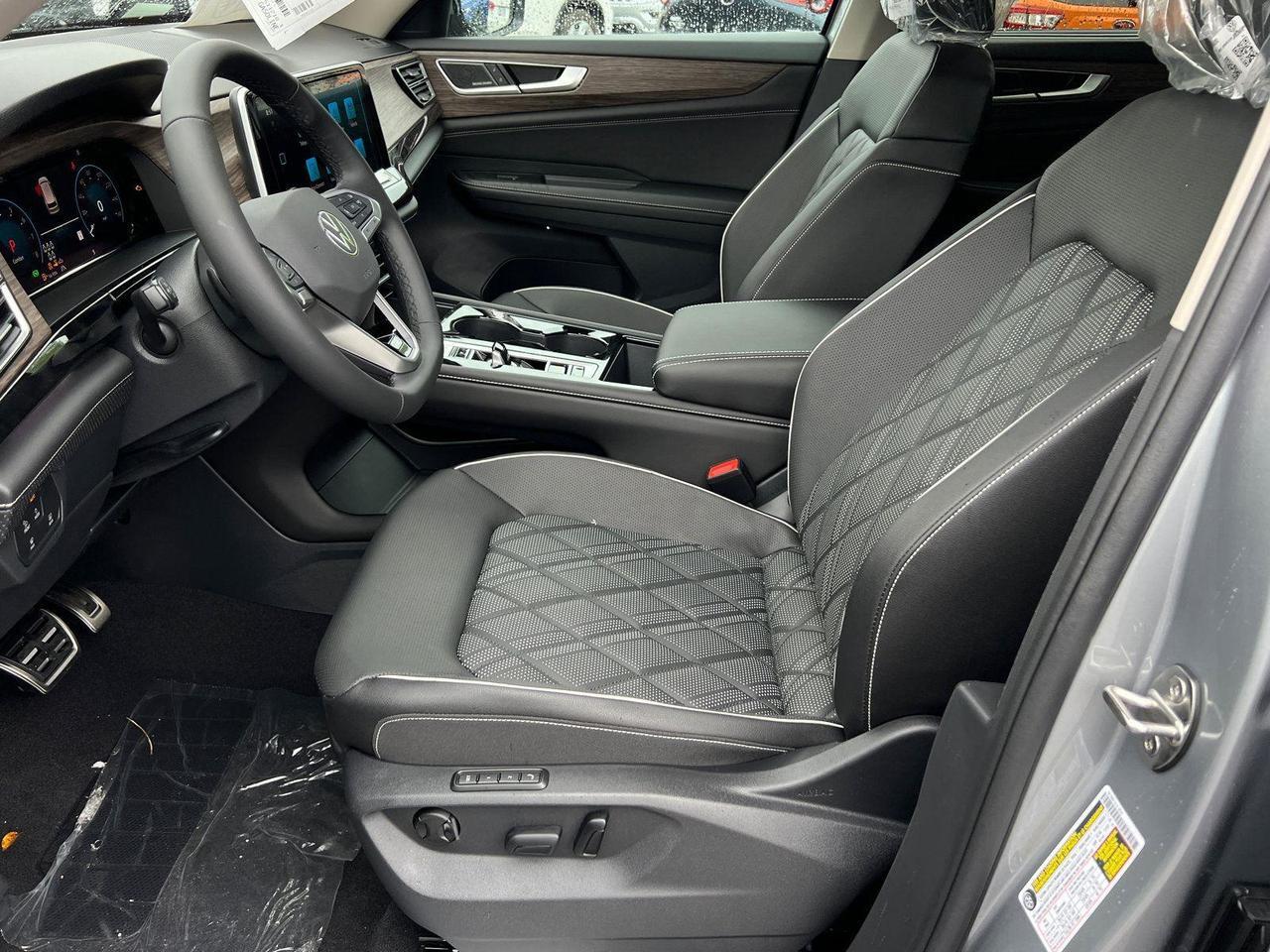 2026 Volkswagen Atlas 2.0T SEL Premium R-Line Hagerstown MD