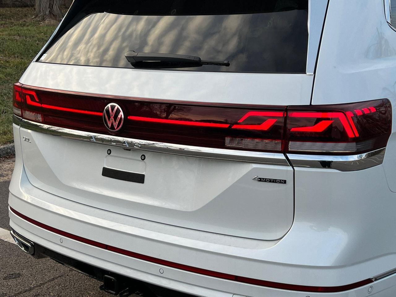 2026 Volkswagen Atlas 2.0T SEL Premium R-Line Hagerstown MD