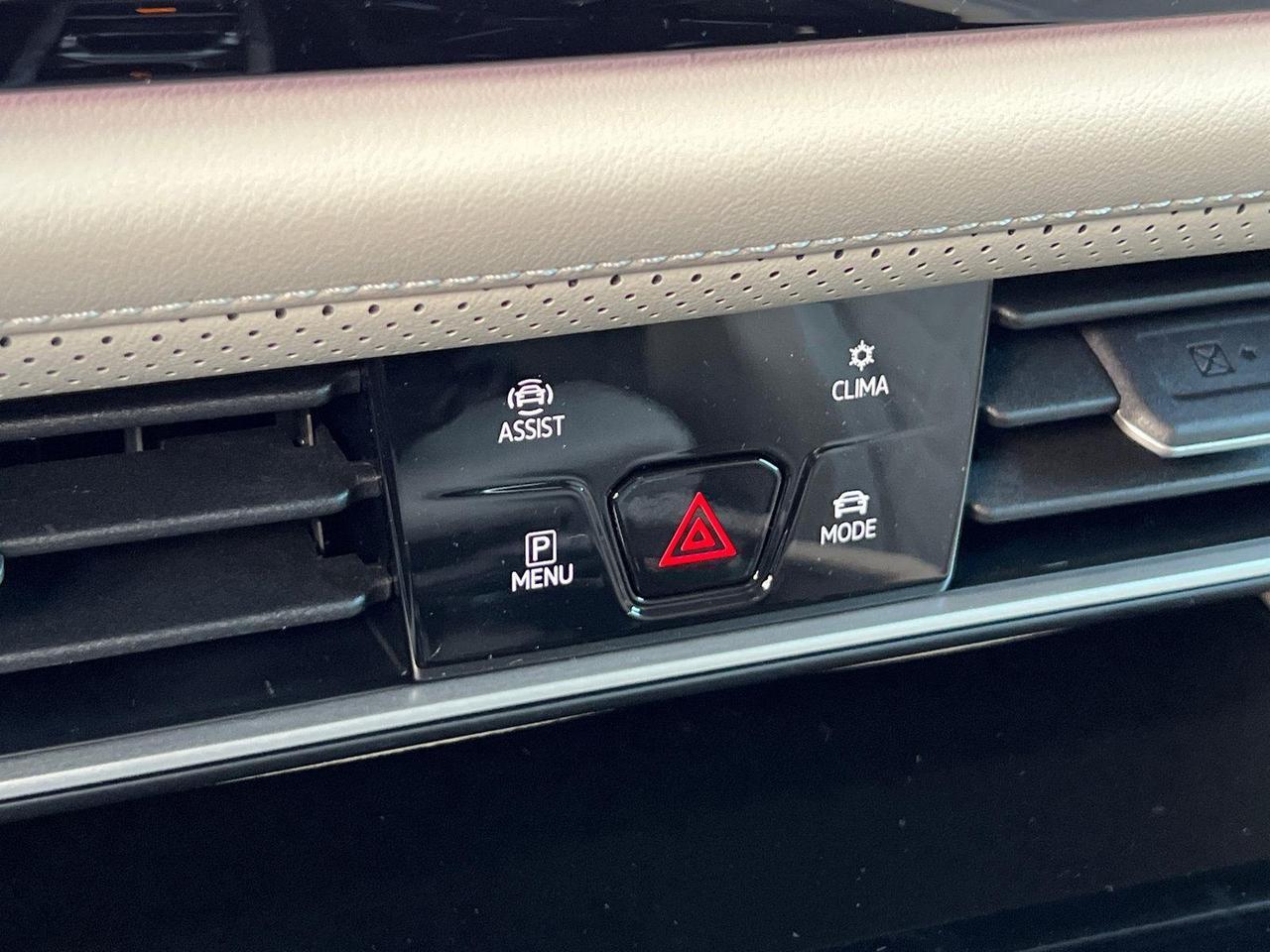 2026 Volkswagen Atlas 2.0T SEL Premium R-Line Hagerstown MD