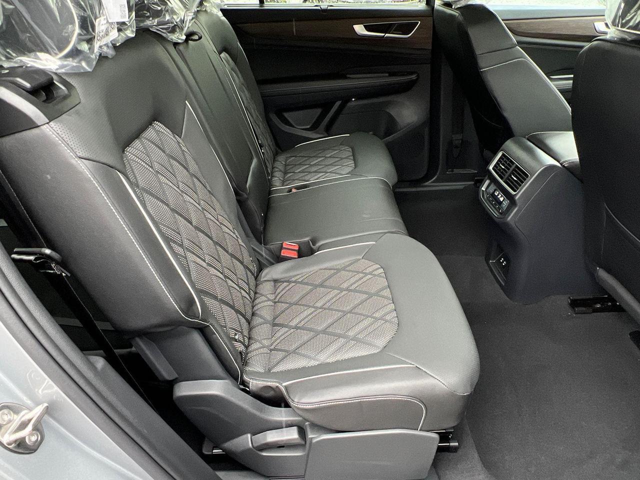 2026 Volkswagen Atlas 2.0T SEL Premium R-Line Hagerstown MD