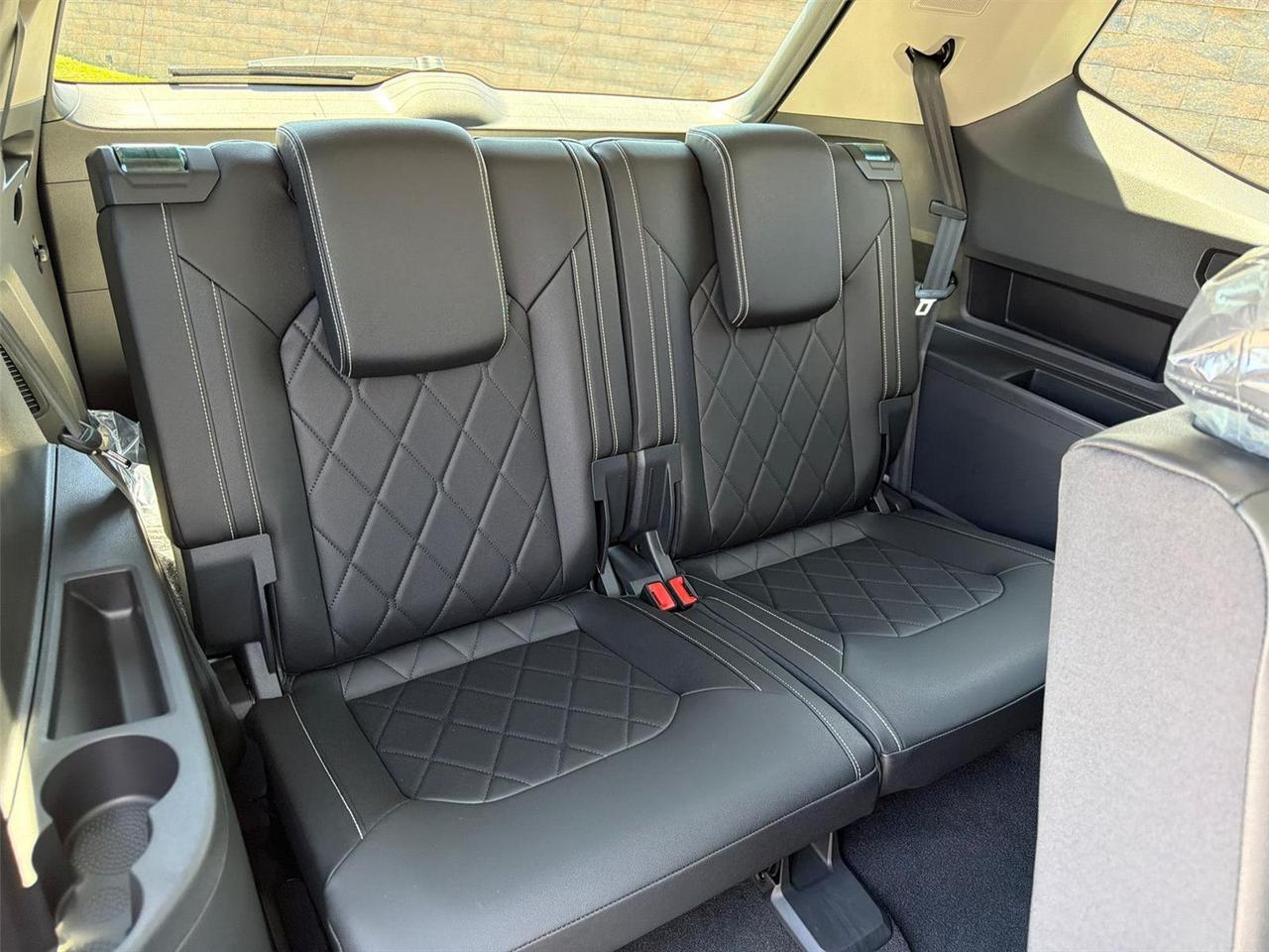 2026 Volkswagen Atlas 2.0T SEL Premium R-Line Hagerstown MD