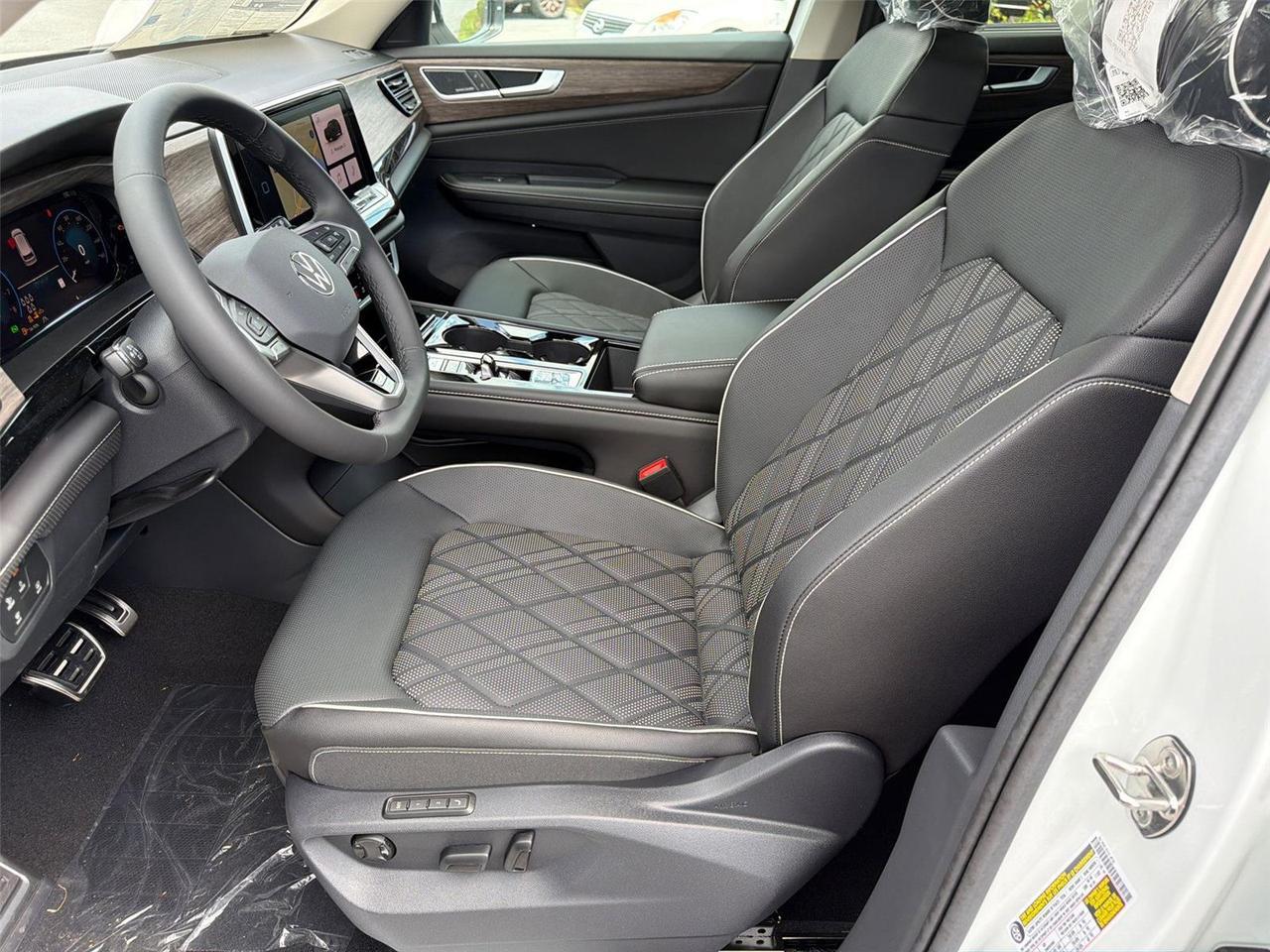 2026 Volkswagen Atlas 2.0T SEL Premium R-Line Hagerstown MD