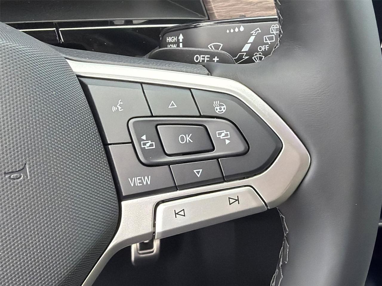 2026 Volkswagen Atlas 2.0T SEL Premium R-Line Hagerstown MD
