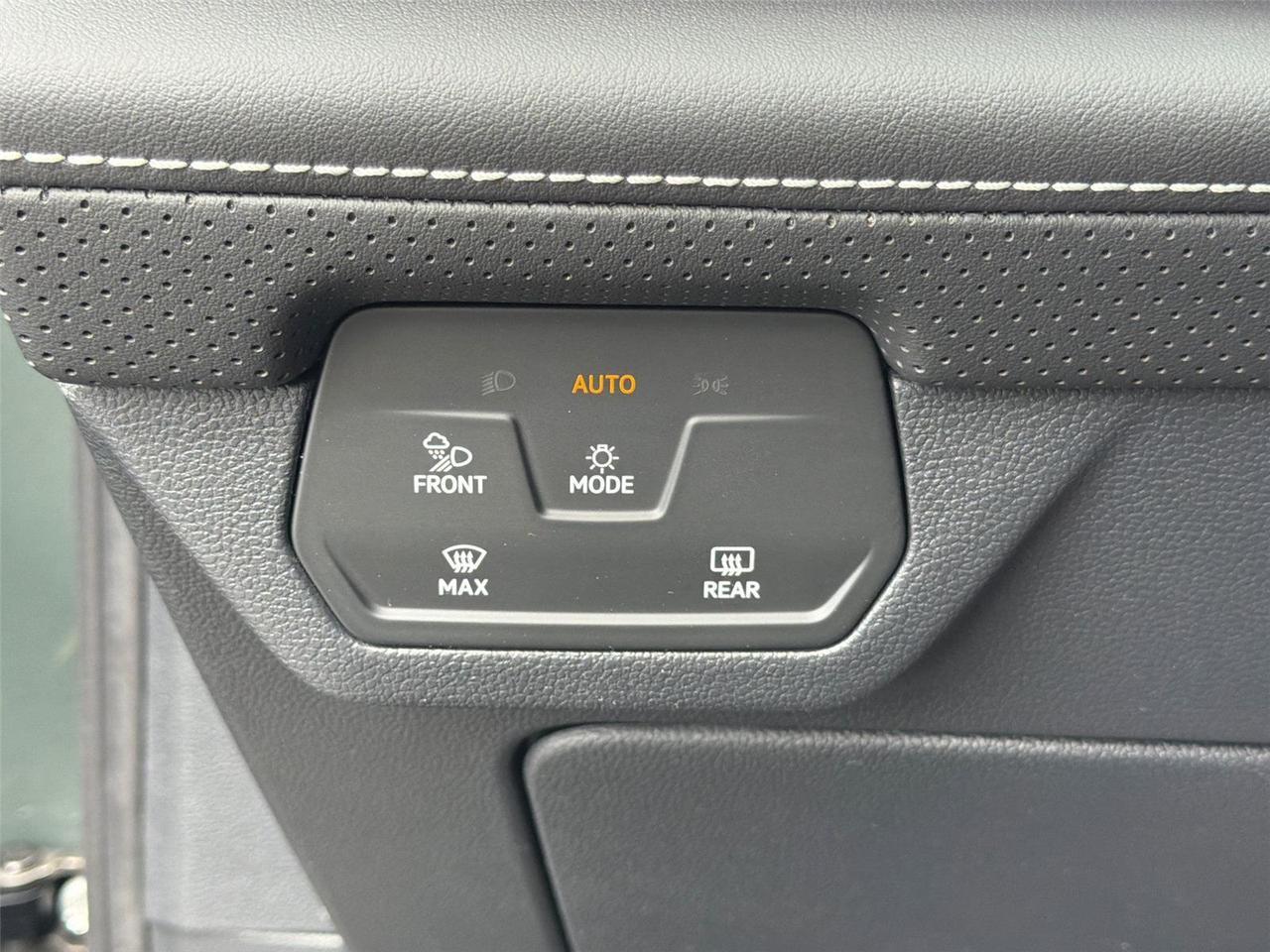 2026 Volkswagen Atlas 2.0T SEL Premium R-Line Hagerstown MD