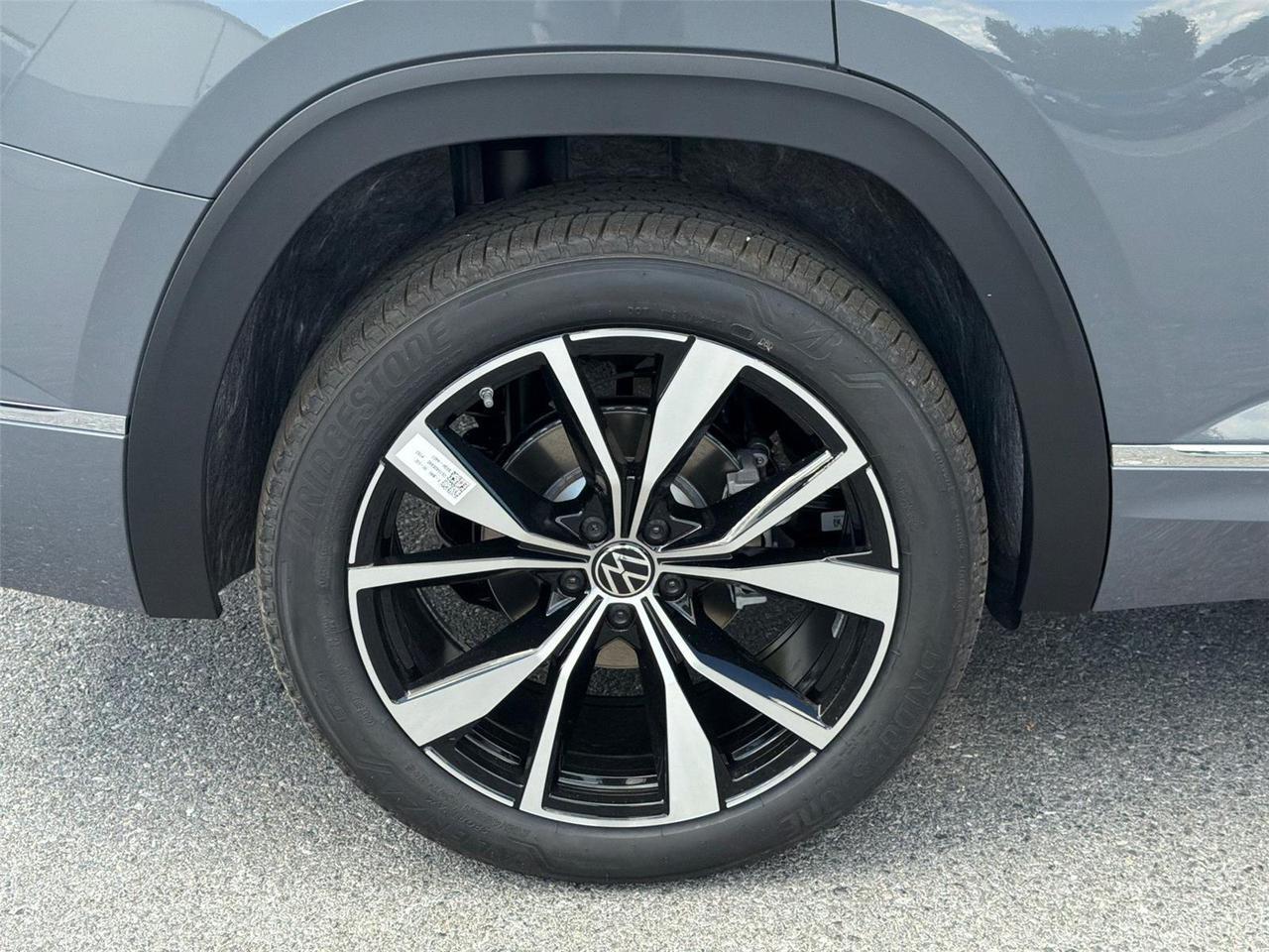 2026 Volkswagen Atlas 2.0T SEL Premium R-Line Hagerstown MD