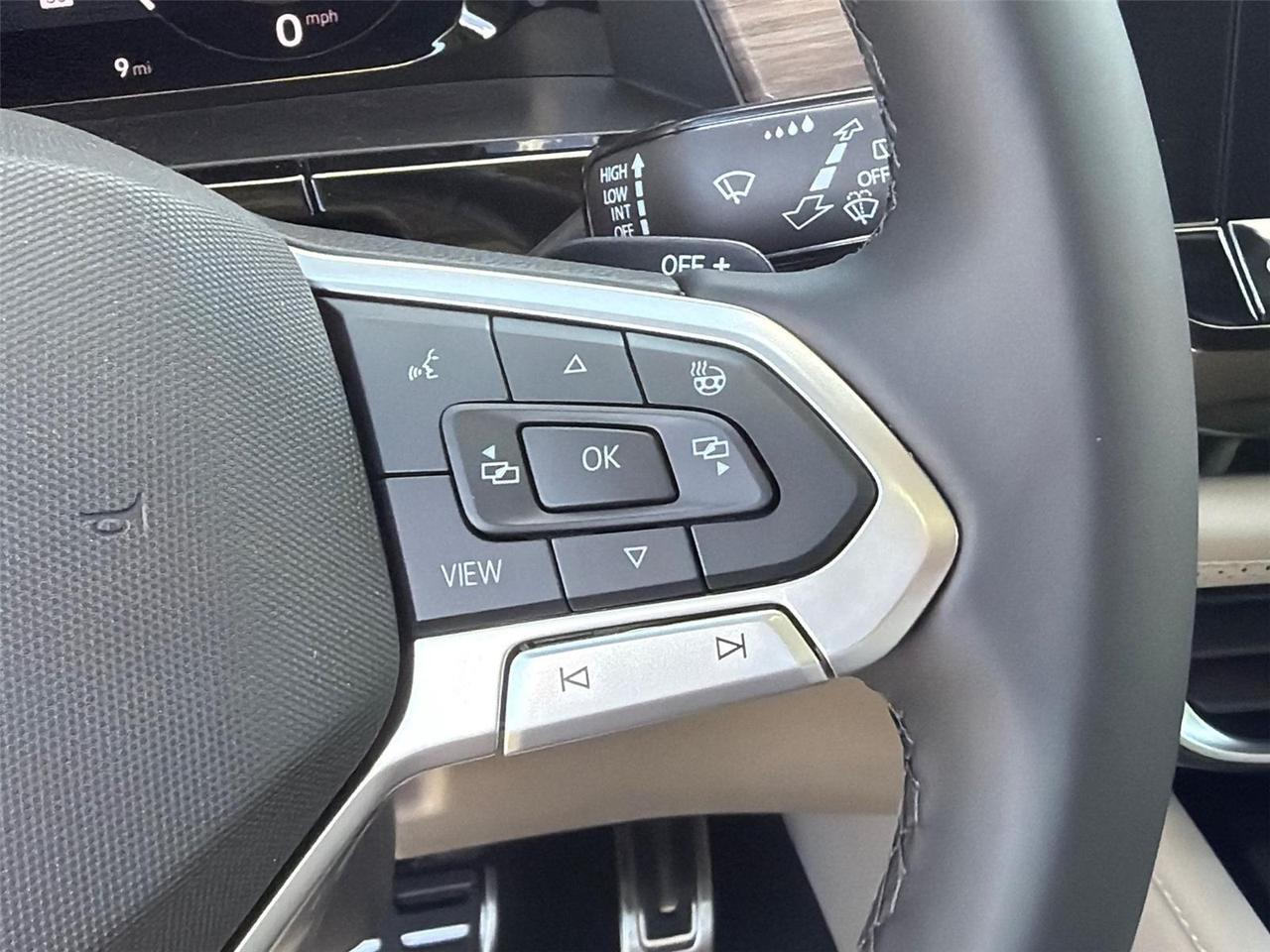 2026 Volkswagen Atlas 2.0T SEL Premium R-Line Hagerstown MD