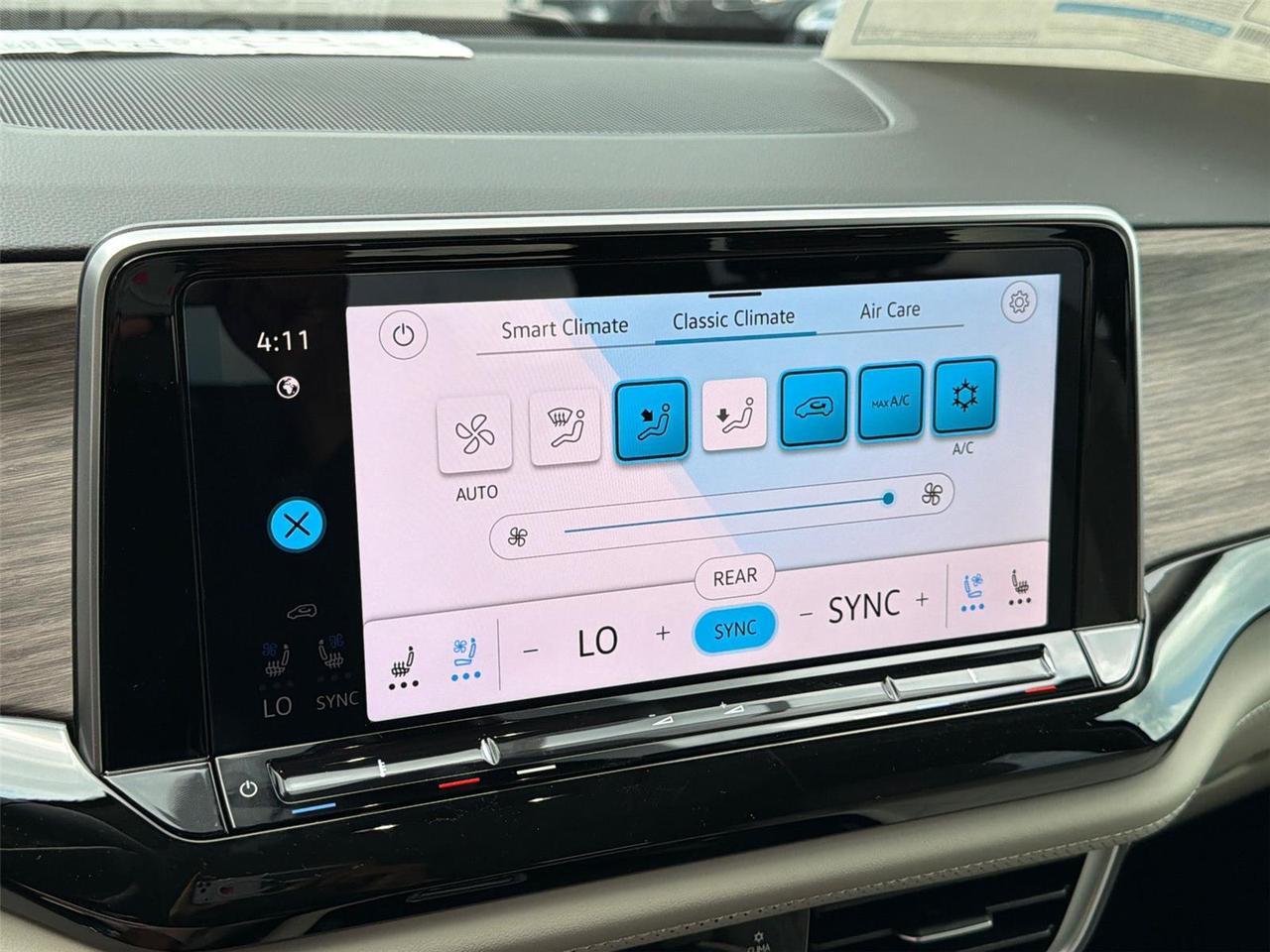2026 Volkswagen Atlas 2.0T SEL Premium R-Line Hagerstown MD