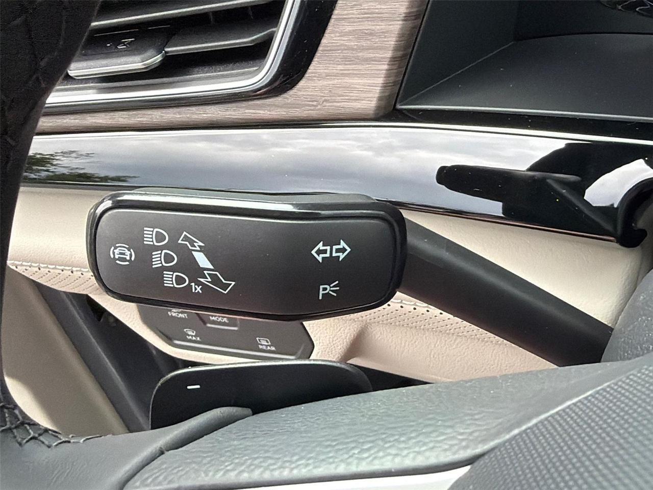 2026 Volkswagen Atlas 2.0T SEL Premium R-Line Hagerstown MD