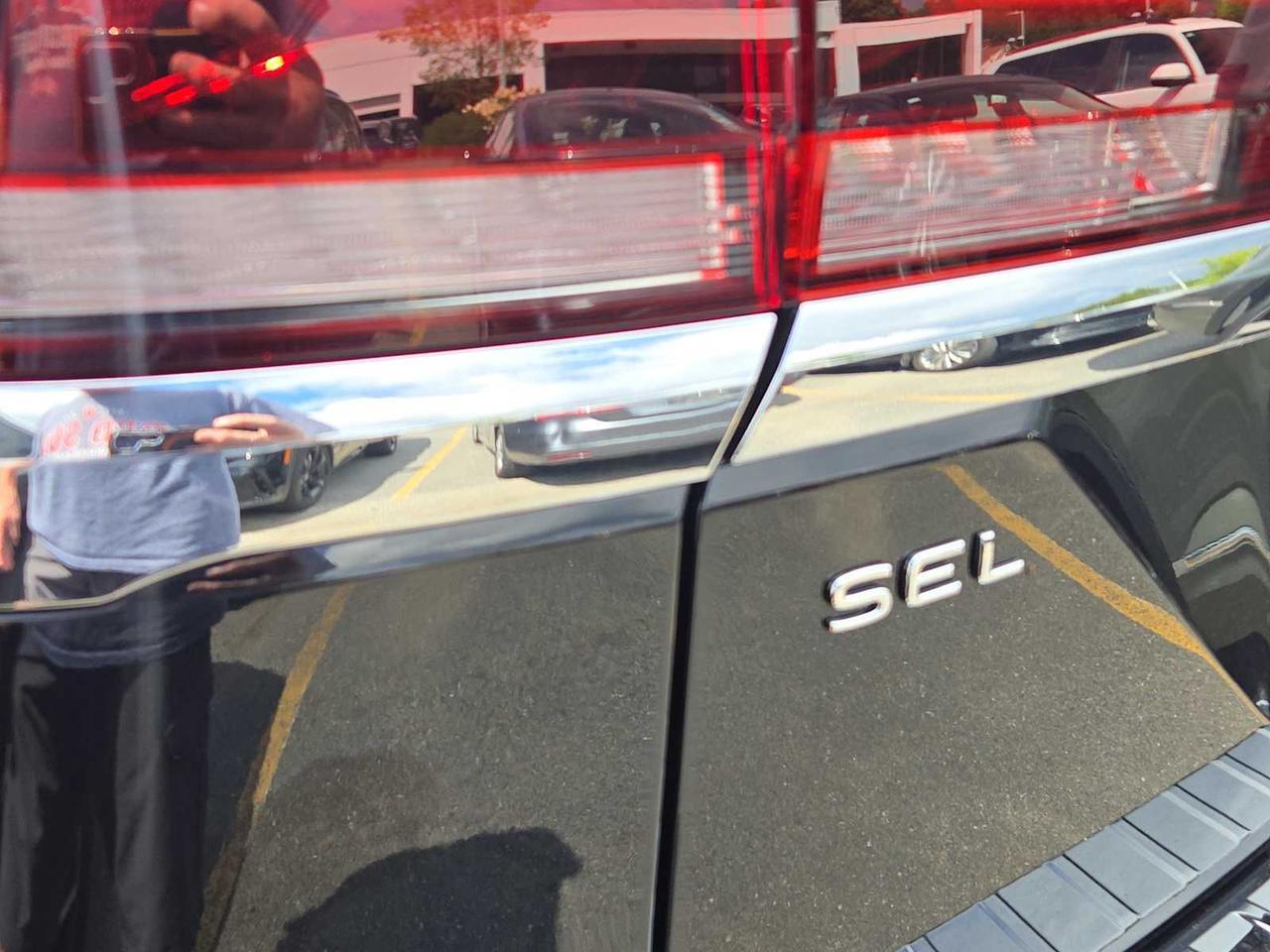 2026 Volkswagen Atlas 2.0T SEL Premium R-Line Wellesley MA