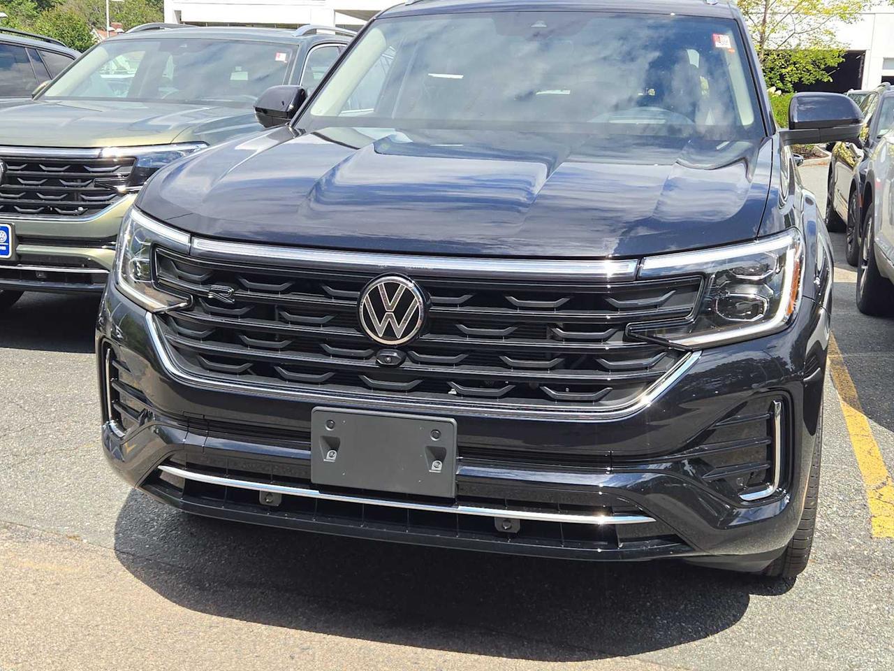 2026 Volkswagen Atlas 2.0T SEL Premium R-Line Wellesley MA
