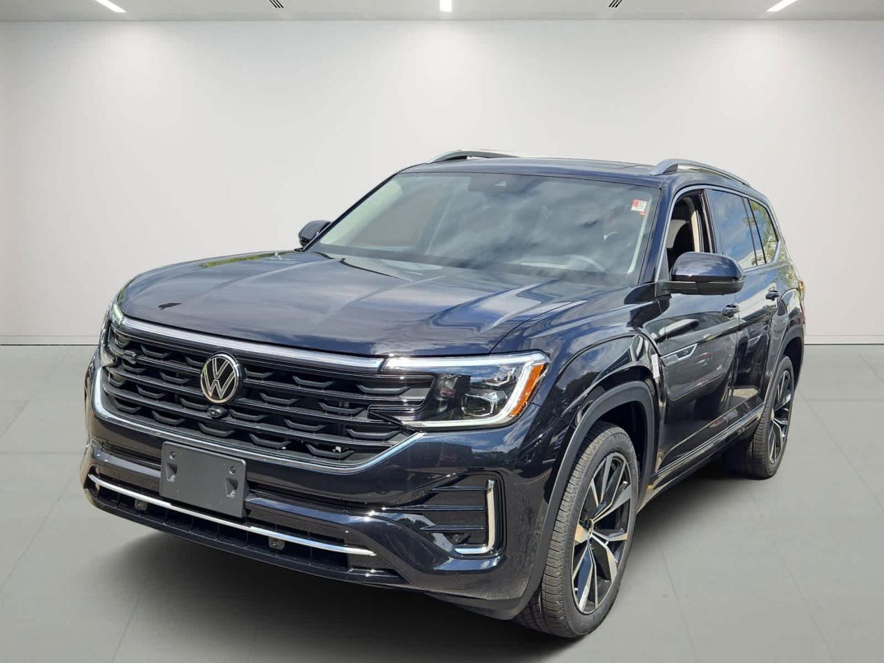2026 Volkswagen Atlas 2.0T SEL Premium R-Line Wellesley MA