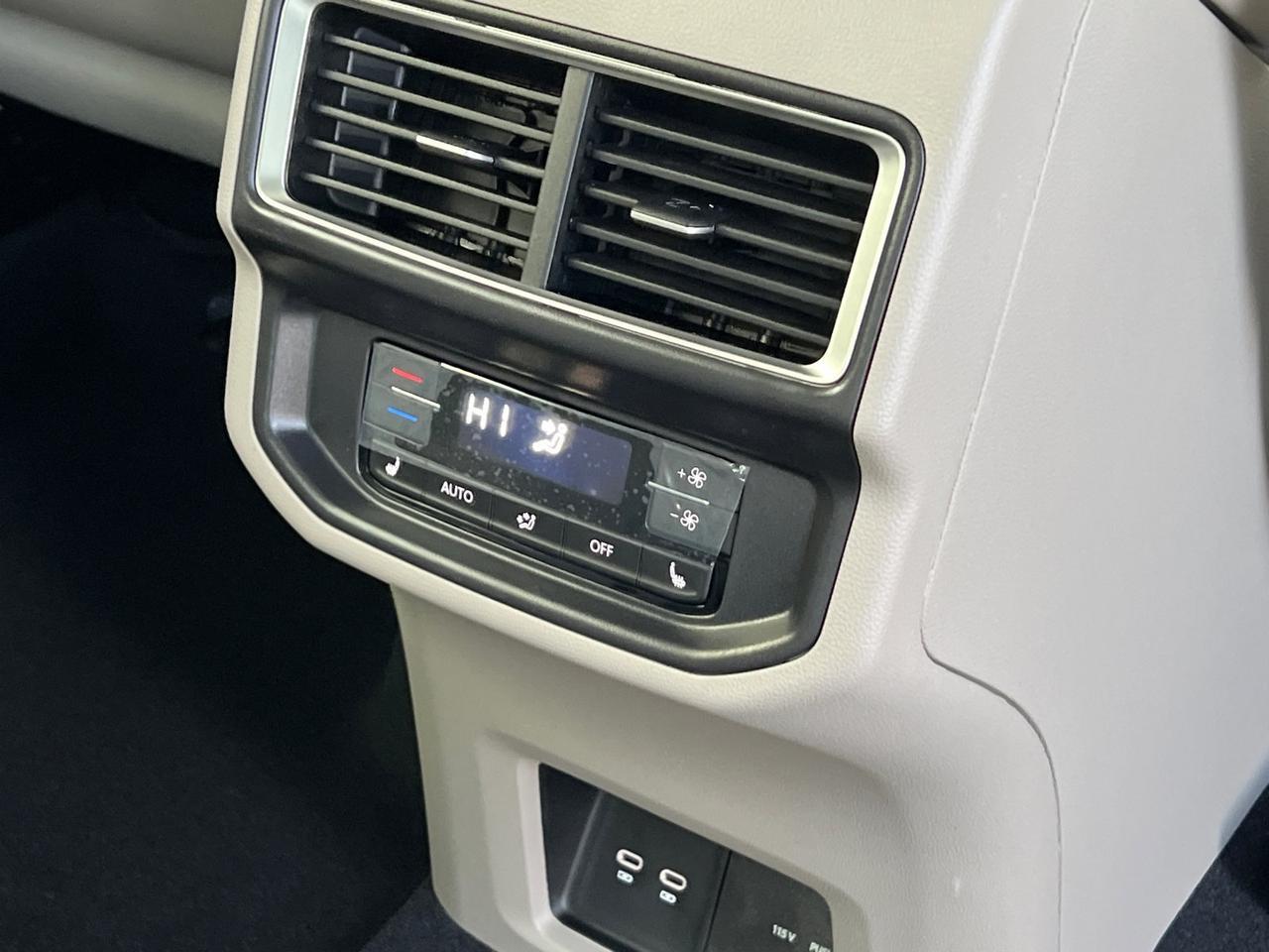 2026 Volkswagen Atlas 2.0T SEL Premium R-Line Hagerstown MD