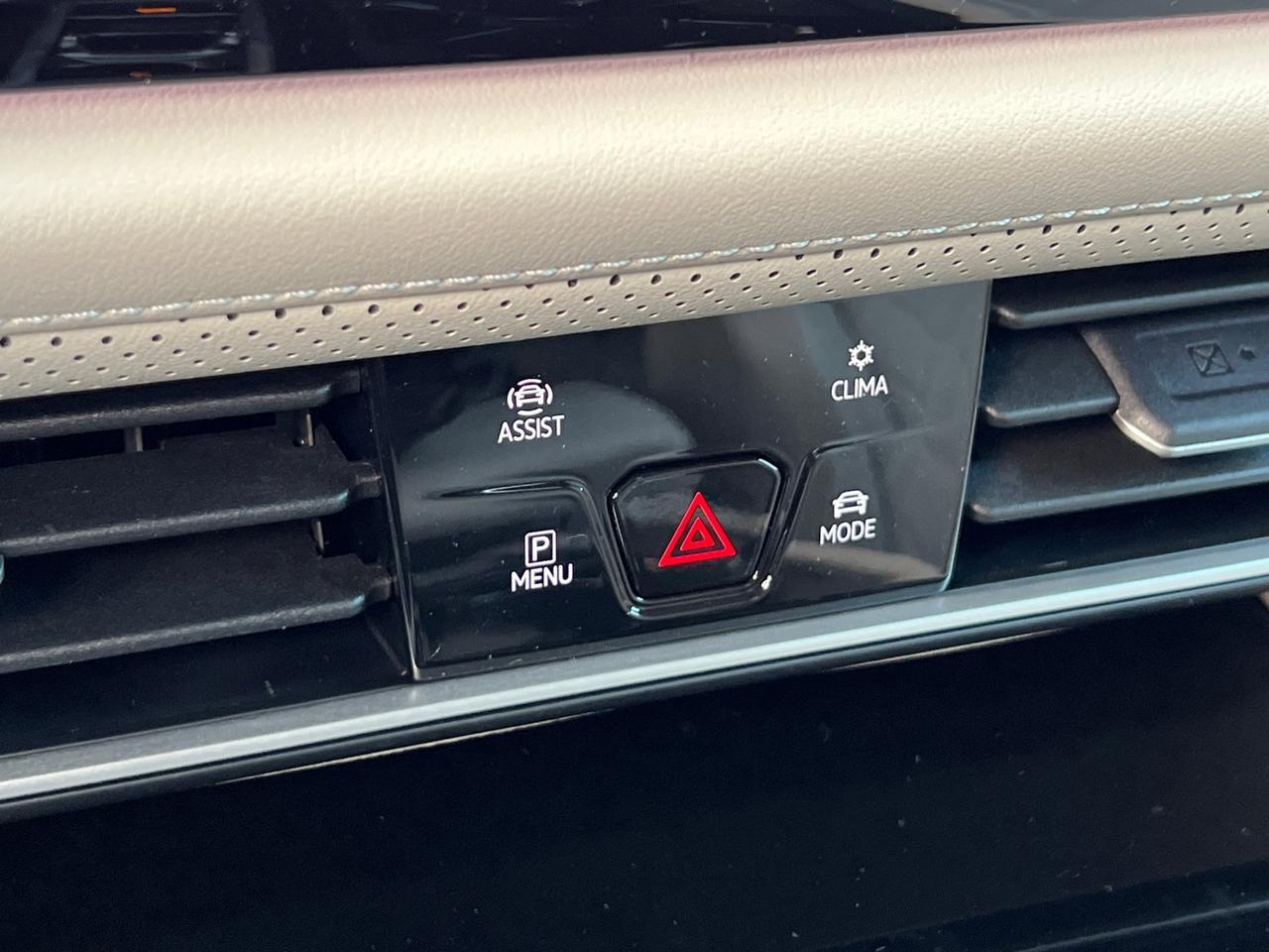 2026 Volkswagen Atlas 2.0T SEL Premium R-Line Hagerstown MD