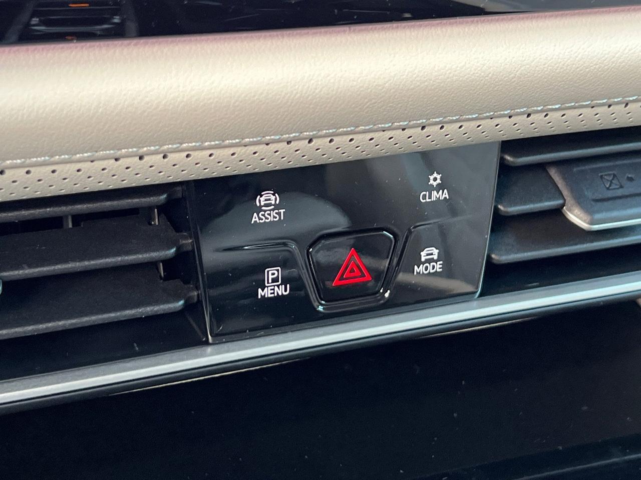 2026 Volkswagen Atlas 2.0T SEL Premium R-Line Hagerstown MD