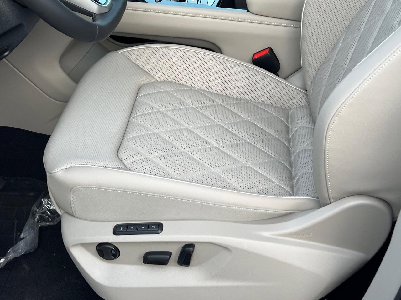 2026 Volkswagen Atlas 2.0T SEL Premium R-Line Hagerstown MD