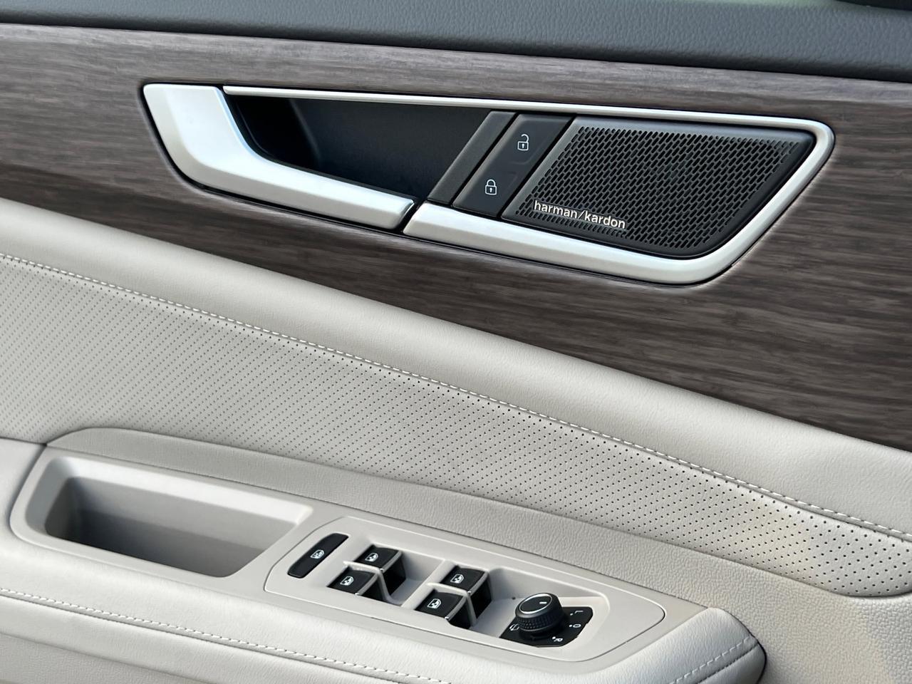 2026 Volkswagen Atlas 2.0T SEL Premium R-Line Hagerstown MD