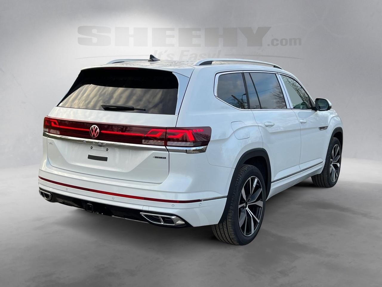2026 Volkswagen Atlas 2.0T SEL Premium R-Line Hagerstown MD