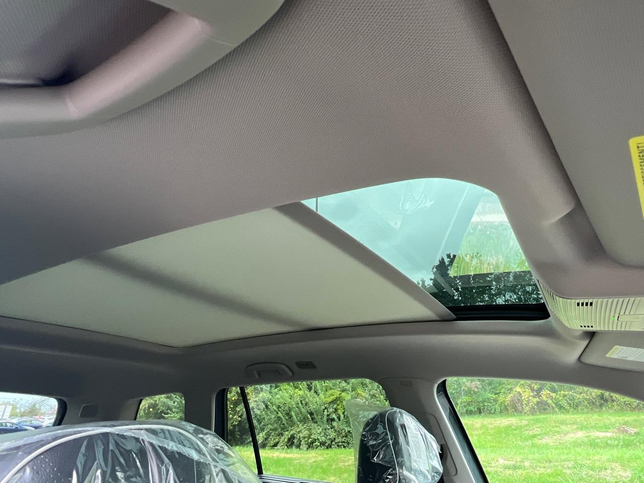 2026 Volkswagen Atlas 2.0T SEL Premium R-Line Hagerstown MD