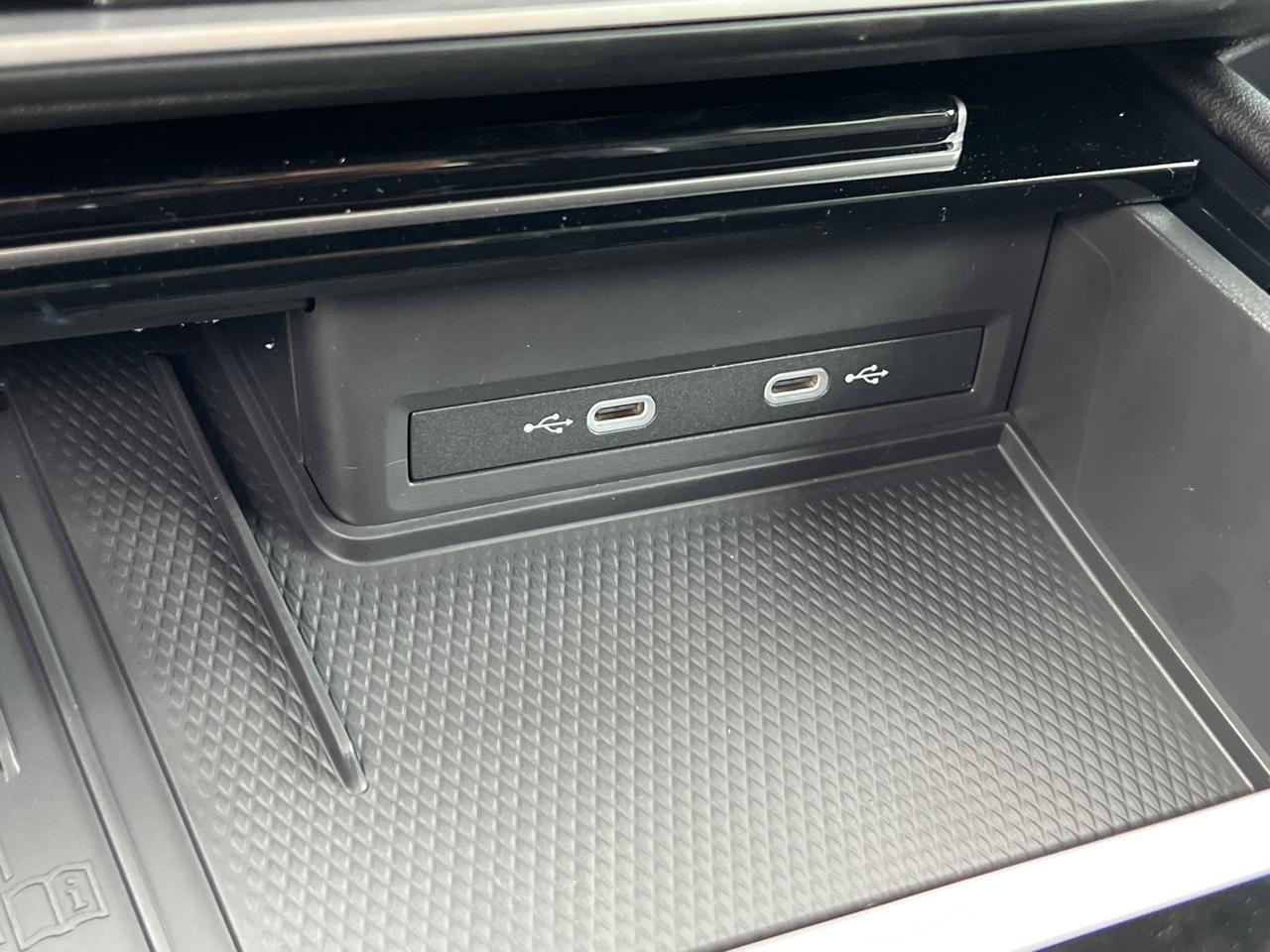 2026 Volkswagen Atlas 2.0T SEL Premium R-Line Hagerstown MD