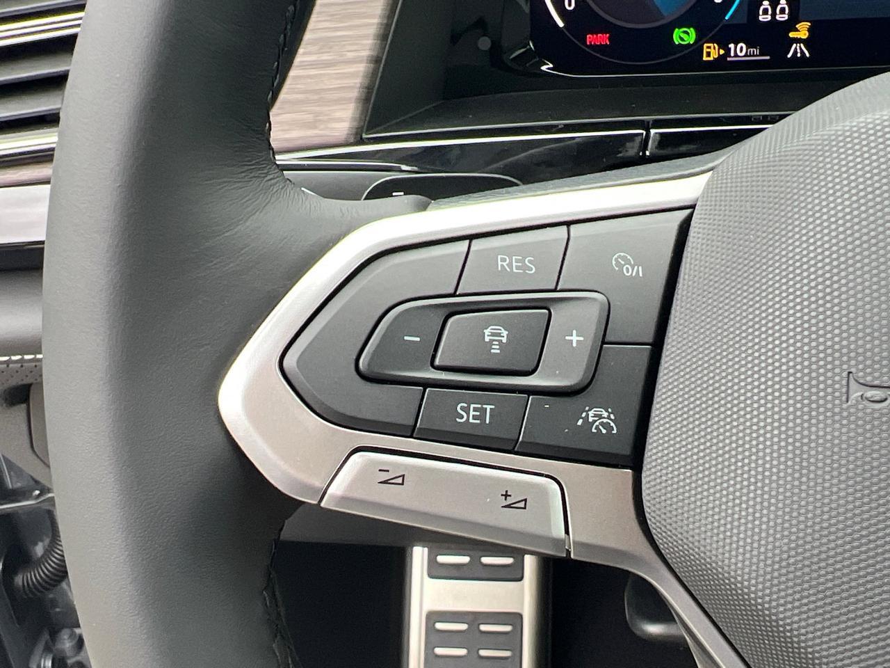 2026 Volkswagen Atlas 2.0T SEL Premium R-Line Hagerstown MD