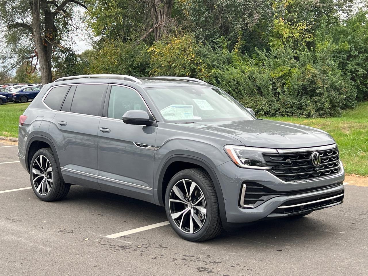 2026 Volkswagen Atlas 2.0T SEL Premium R-Line