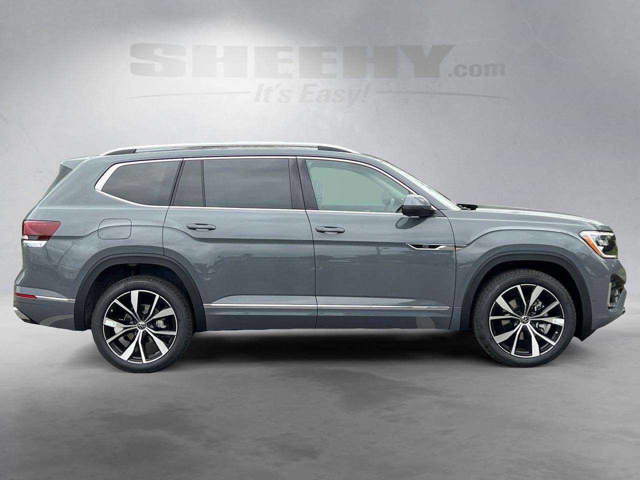 2026 Volkswagen Atlas 2.0T SEL Premium R-Line Hagerstown MD