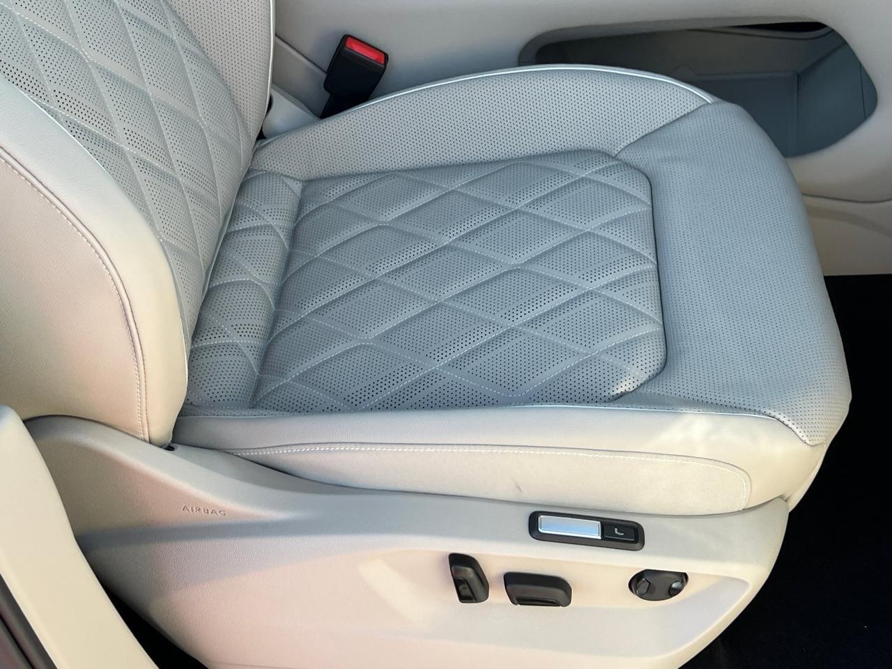 2026 Volkswagen Atlas 2.0T SEL Premium R-Line Hagerstown MD