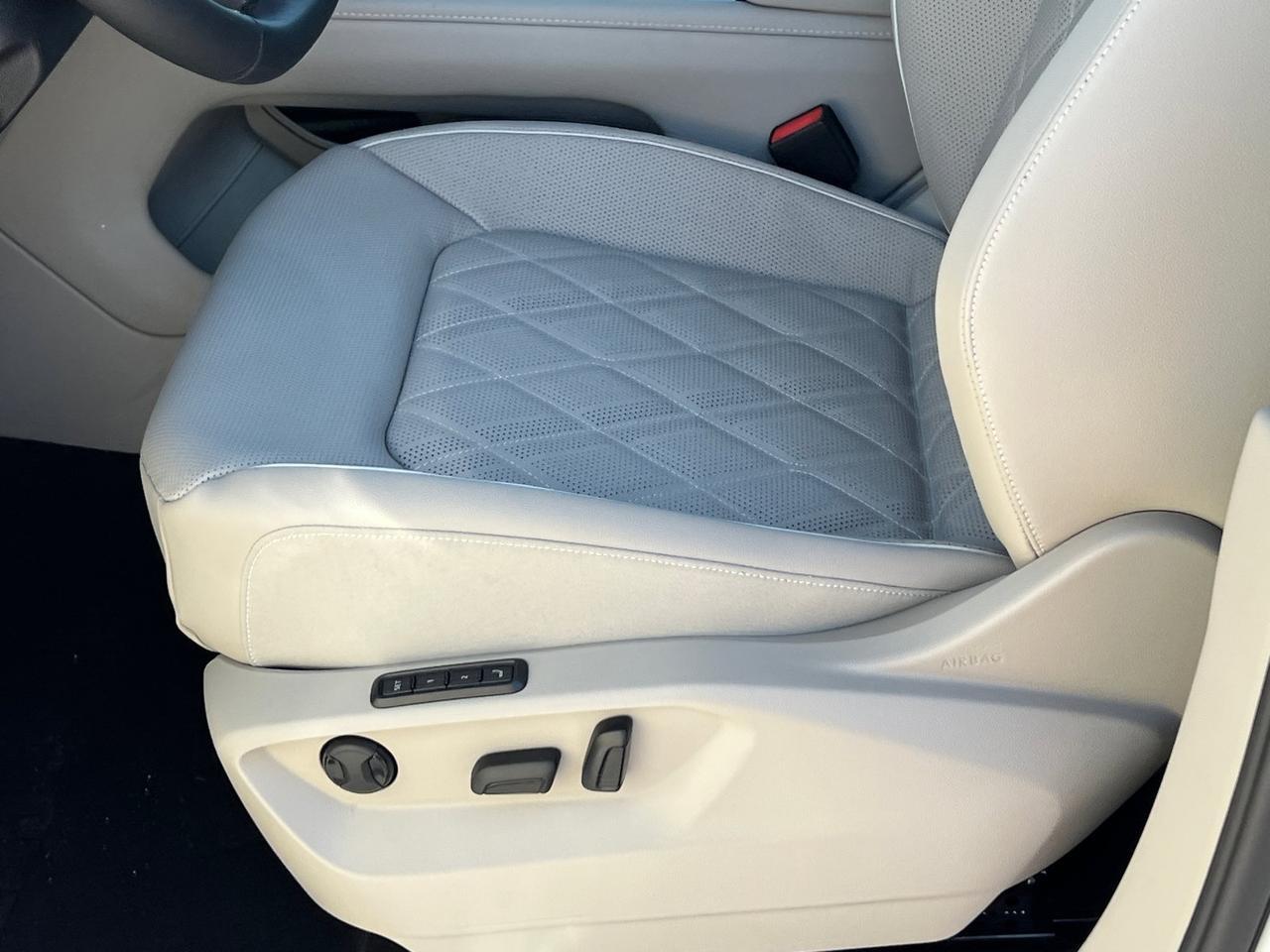 2026 Volkswagen Atlas 2.0T SEL Premium R-Line Hagerstown MD