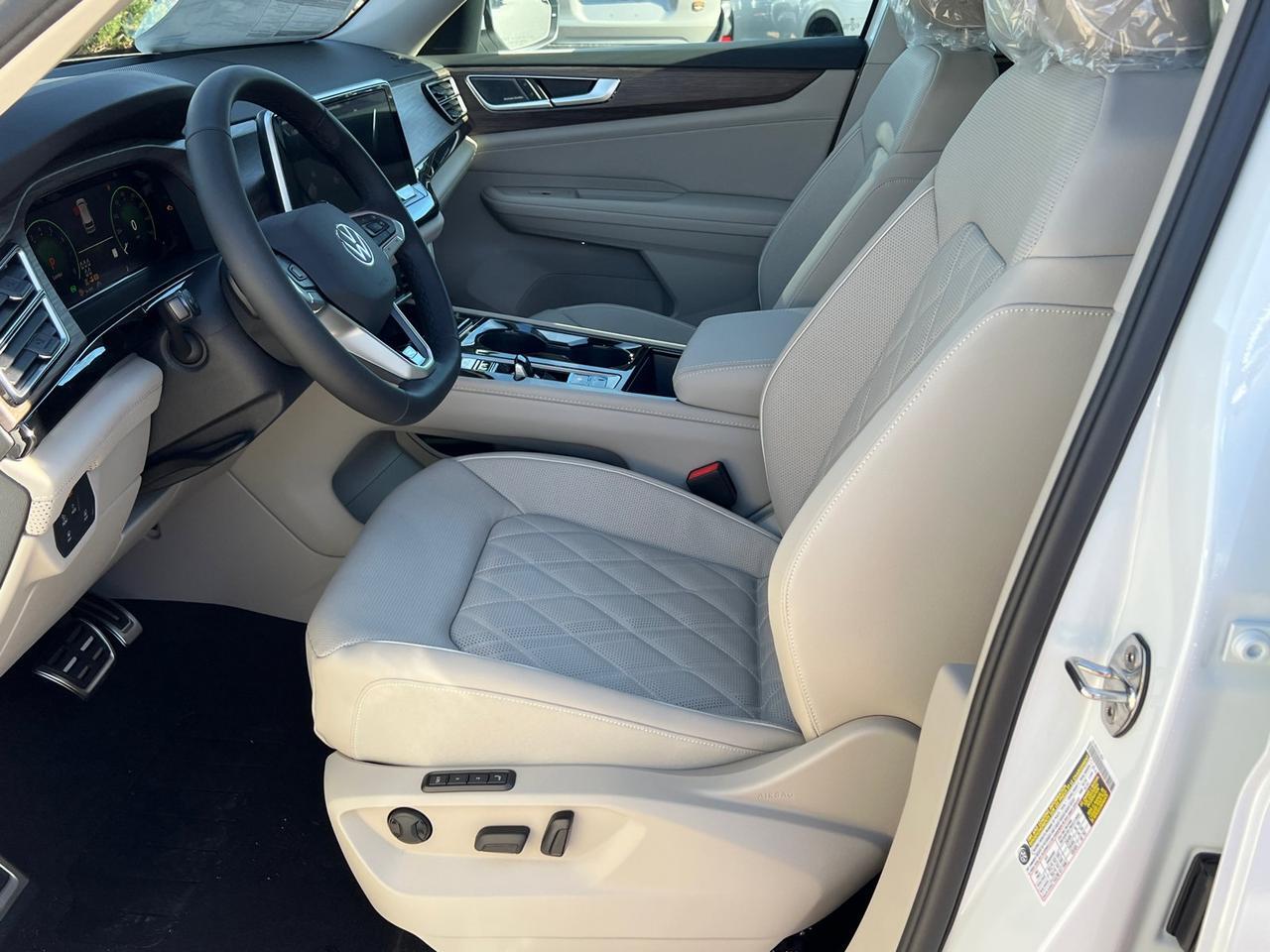 2026 Volkswagen Atlas 2.0T SEL Premium R-Line Hagerstown MD