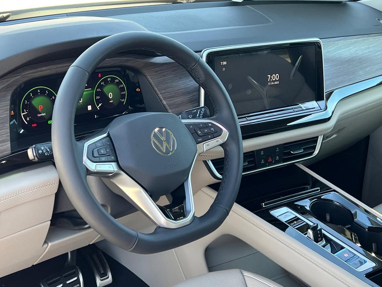 2026 Volkswagen Atlas 2.0T SEL Premium R-Line Hagerstown MD