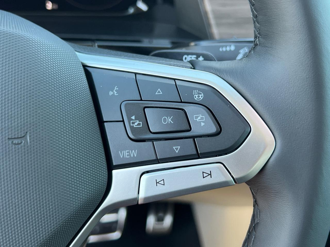 2026 Volkswagen Atlas 2.0T SEL Premium R-Line Hagerstown MD