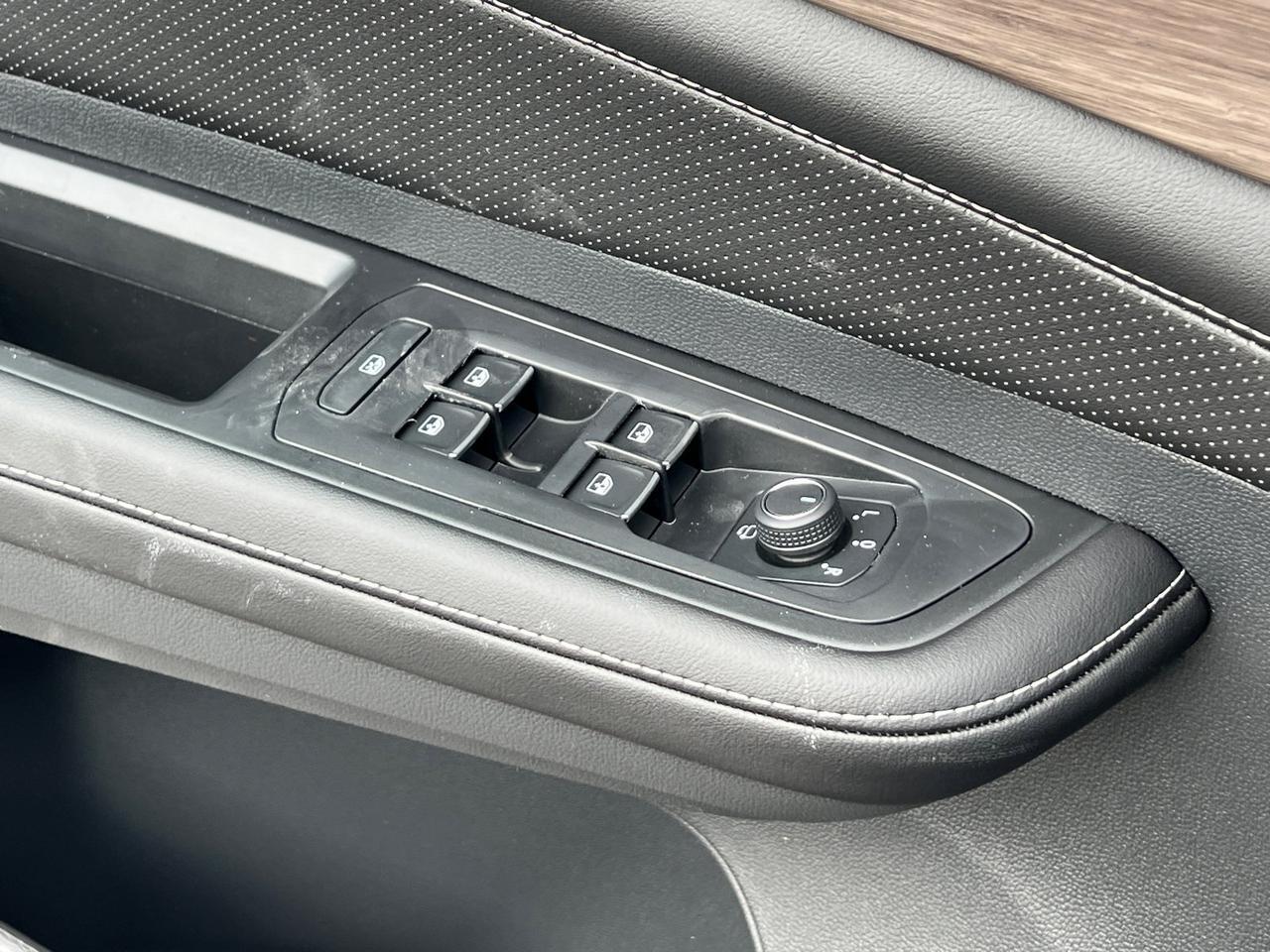 2026 Volkswagen Atlas 2.0T SEL Premium R-Line Hagerstown MD